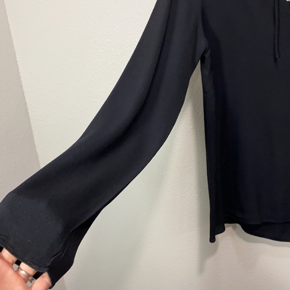 5 for $25 Wilfred free aritzia redling lace up blouse black - Picture 6 of 11